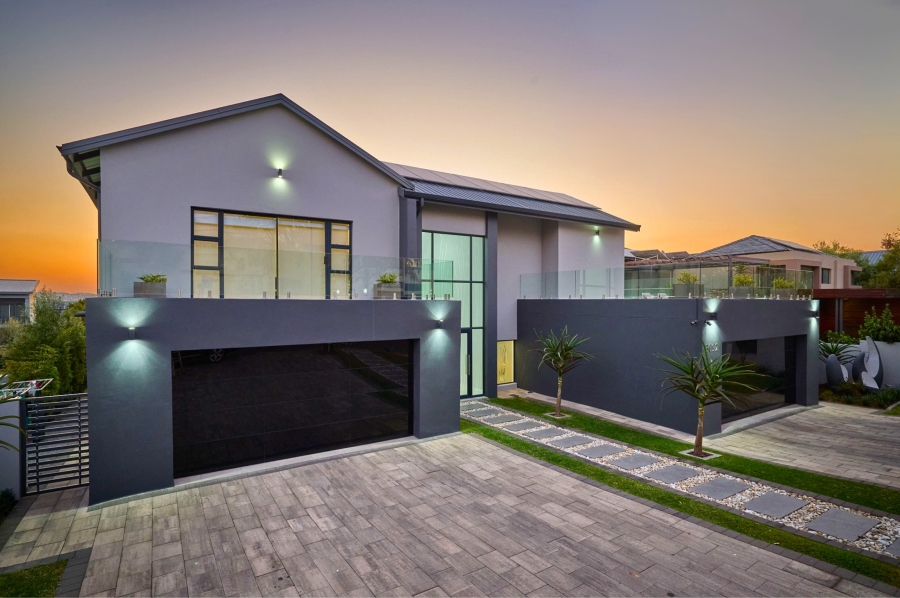 5 Bedroom Property for Sale in Waterfall Country Estate Gauteng