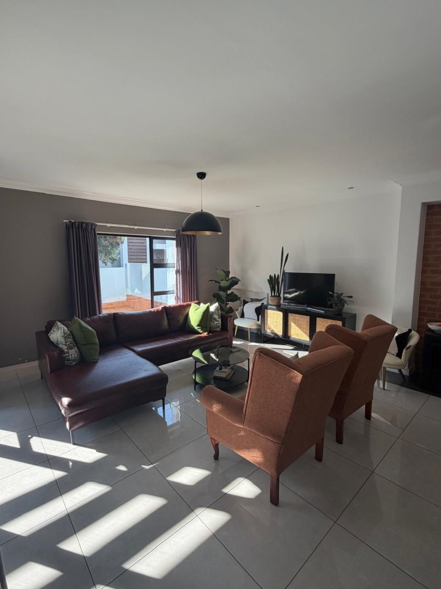 To Let 3 Bedroom Property for Rent in Southdowns Estate Gauteng