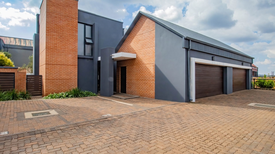 3 Bedroom Property for Sale in Southdowns Estate Gauteng