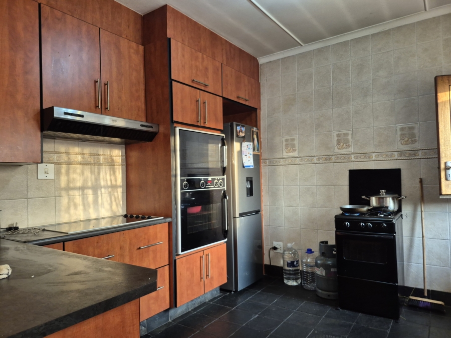 3 Bedroom Property for Sale in Petersfield Gauteng