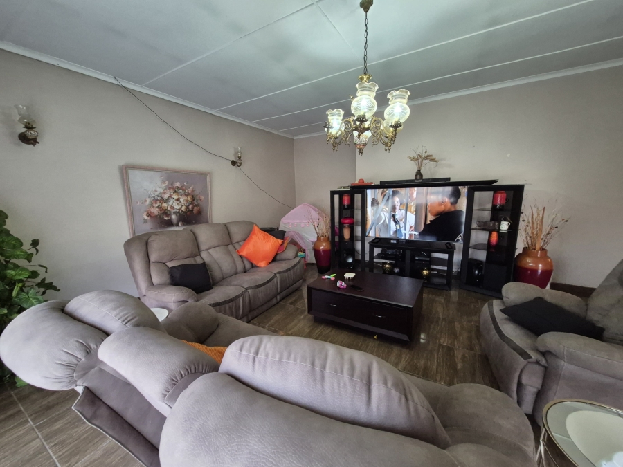 3 Bedroom Property for Sale in Petersfield Gauteng