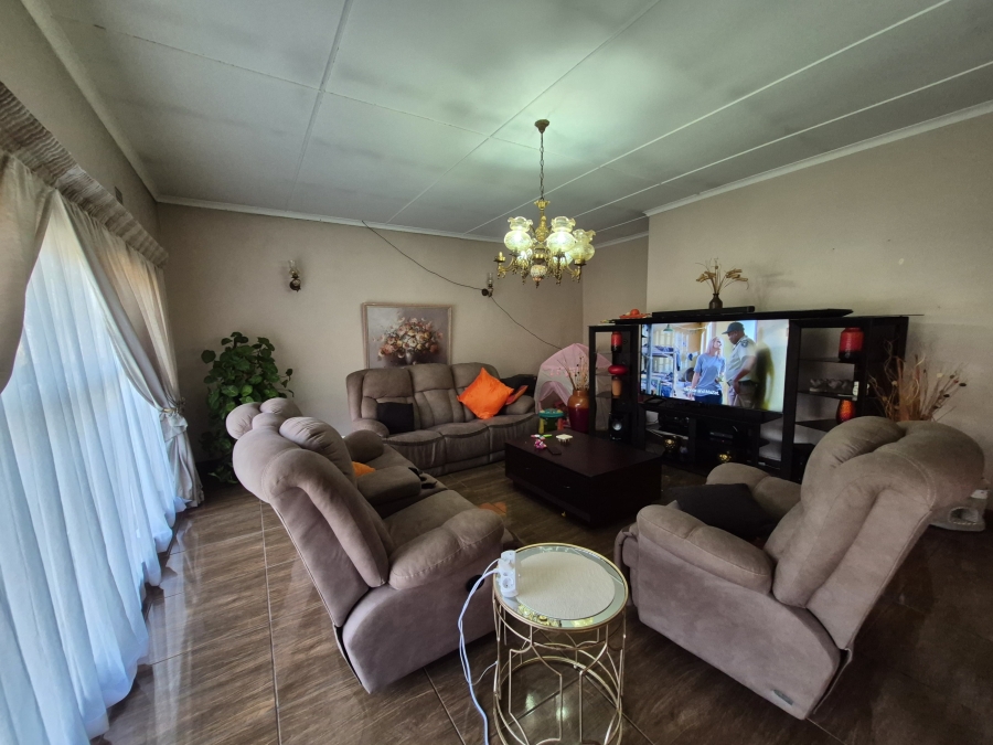 3 Bedroom Property for Sale in Petersfield Gauteng
