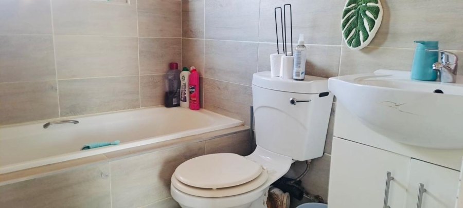 3 Bedroom Property for Sale in Clarina Gauteng