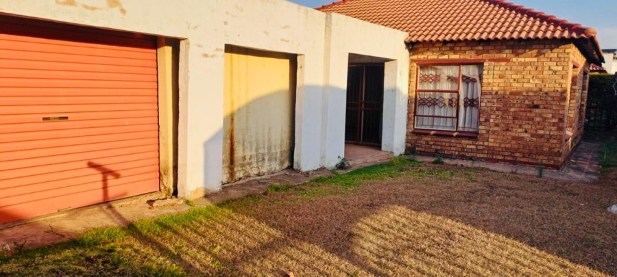 3 Bedroom Property for Sale in Karenpark Gauteng