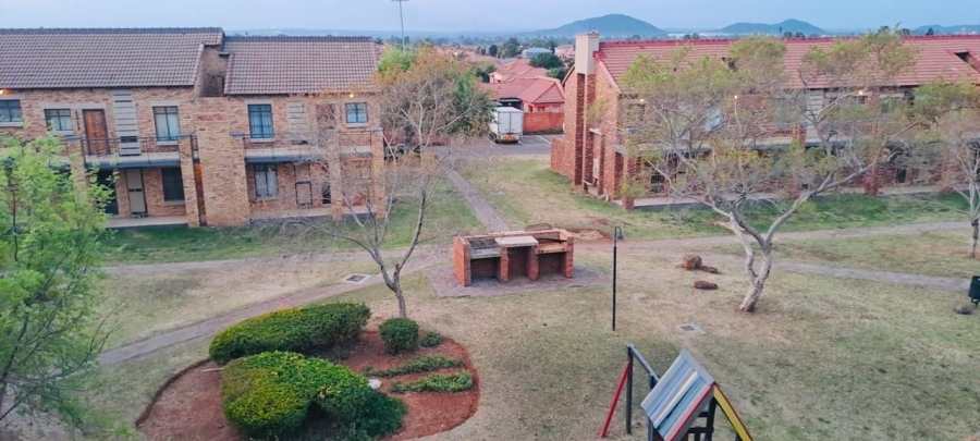 2 Bedroom Property for Sale in Karenpark Gauteng