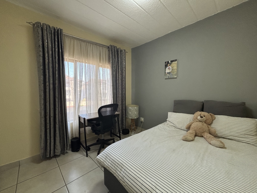To Let 2 Bedroom Property for Rent in Sunninghill Gauteng