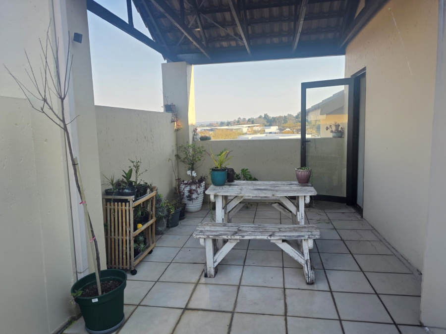 2 Bedroom Property for Sale in Bryanston Gauteng