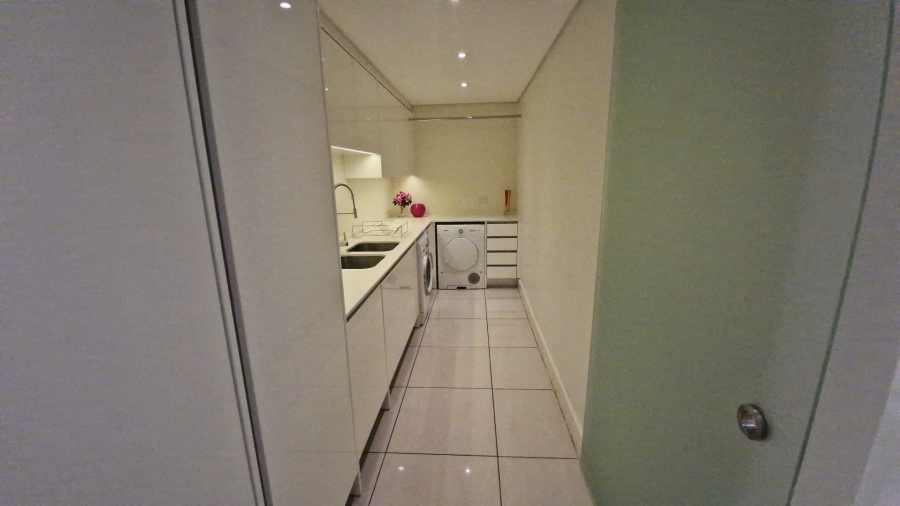 To Let 3 Bedroom Property for Rent in Houghton Estate Gauteng
