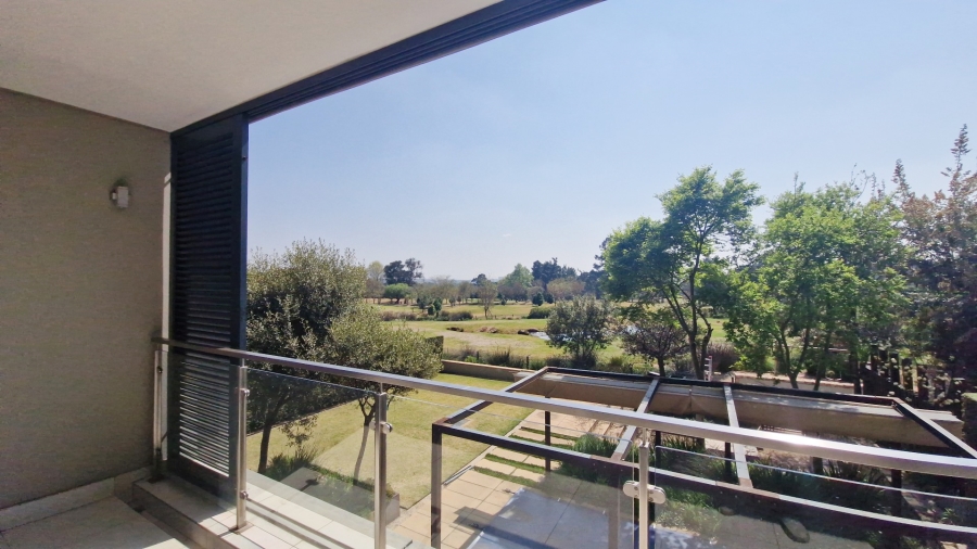 To Let 3 Bedroom Property for Rent in Houghton Estate Gauteng