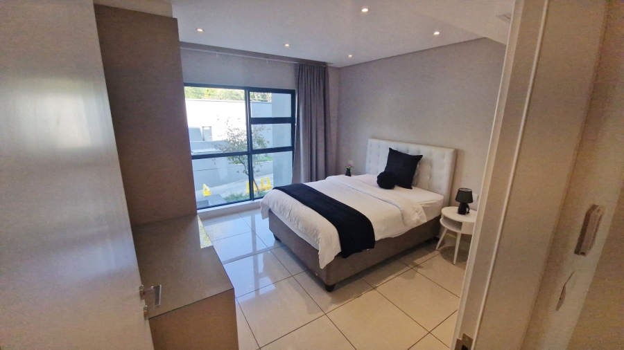 To Let 3 Bedroom Property for Rent in Houghton Estate Gauteng