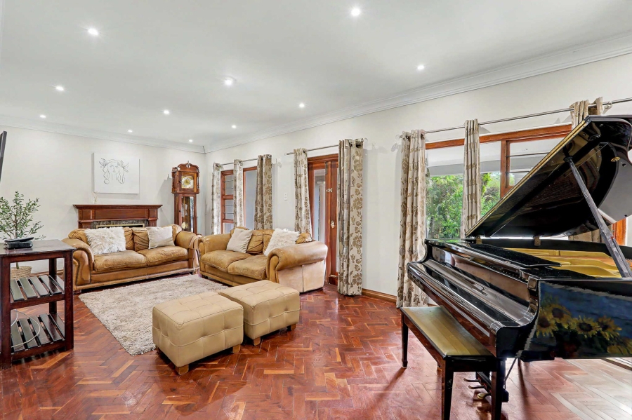 5 Bedroom Property for Sale in Bryanston Gauteng