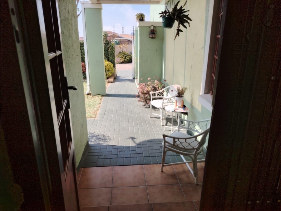 3 Bedroom Property for Sale in Eike Park Gauteng