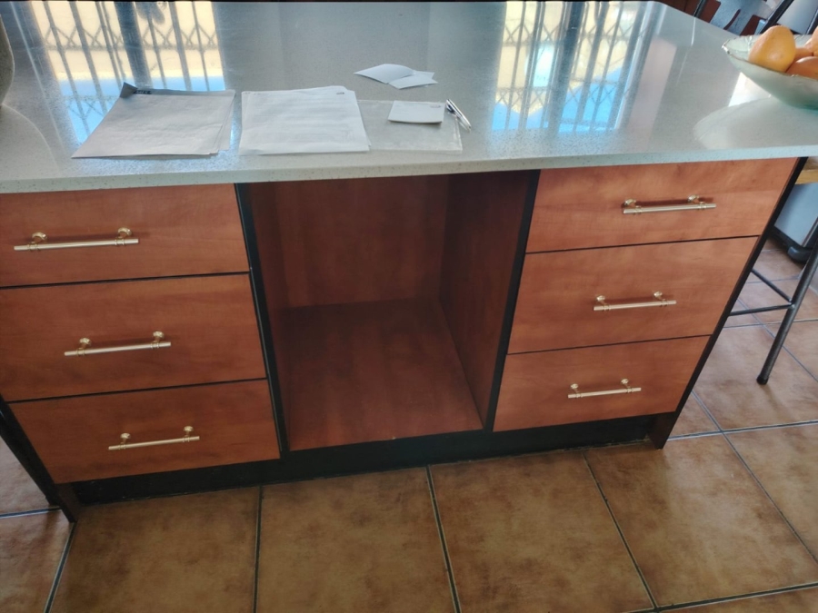 3 Bedroom Property for Sale in Eike Park Gauteng