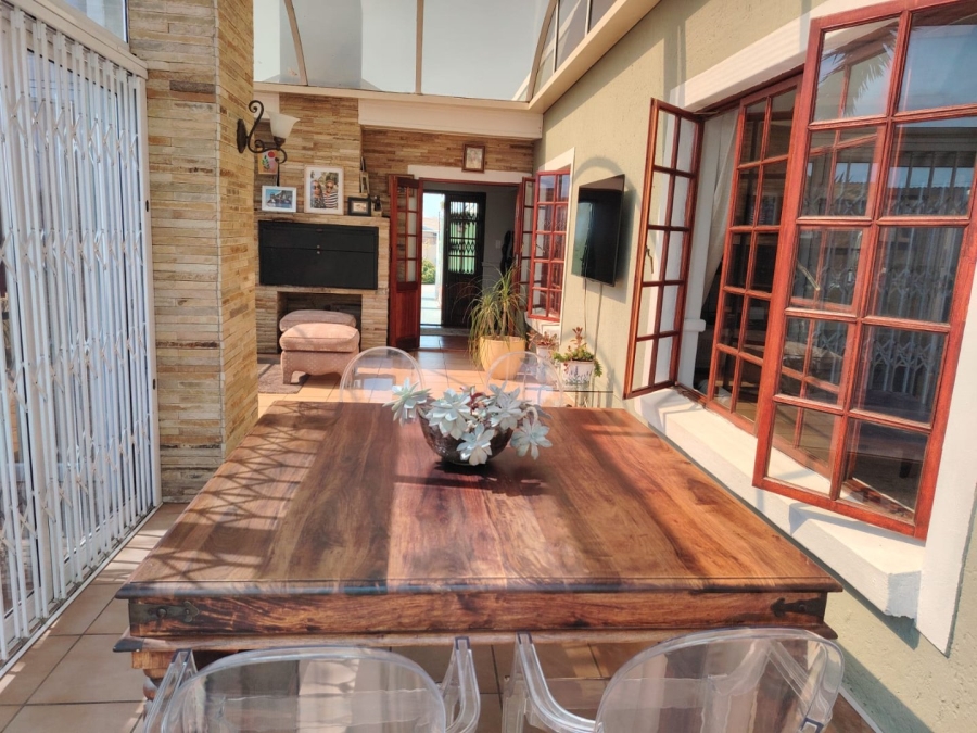 3 Bedroom Property for Sale in Eike Park Gauteng