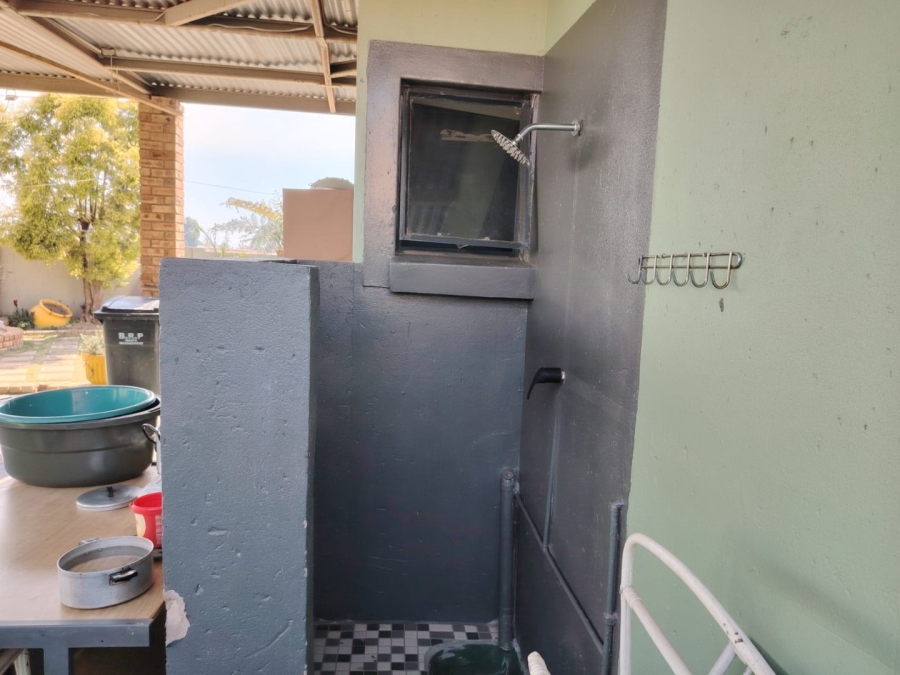 3 Bedroom Property for Sale in Eike Park Gauteng