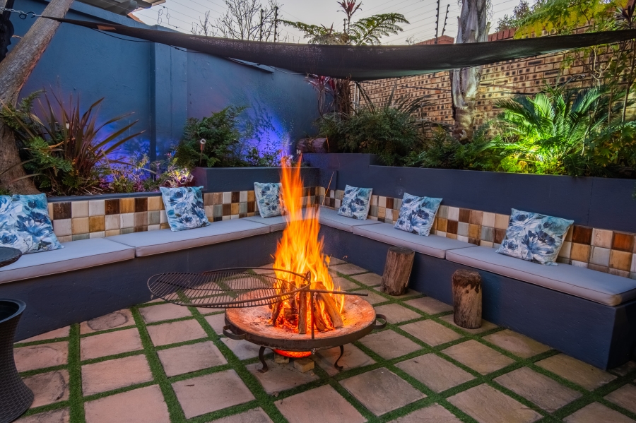 5 Bedroom Property for Sale in Homes Haven Gauteng