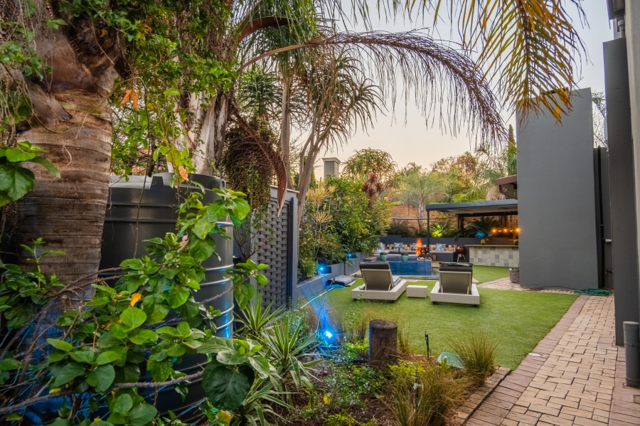5 Bedroom Property for Sale in Homes Haven Gauteng