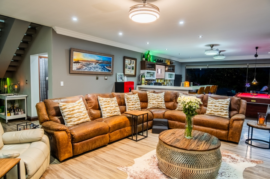 5 Bedroom Property for Sale in Homes Haven Gauteng