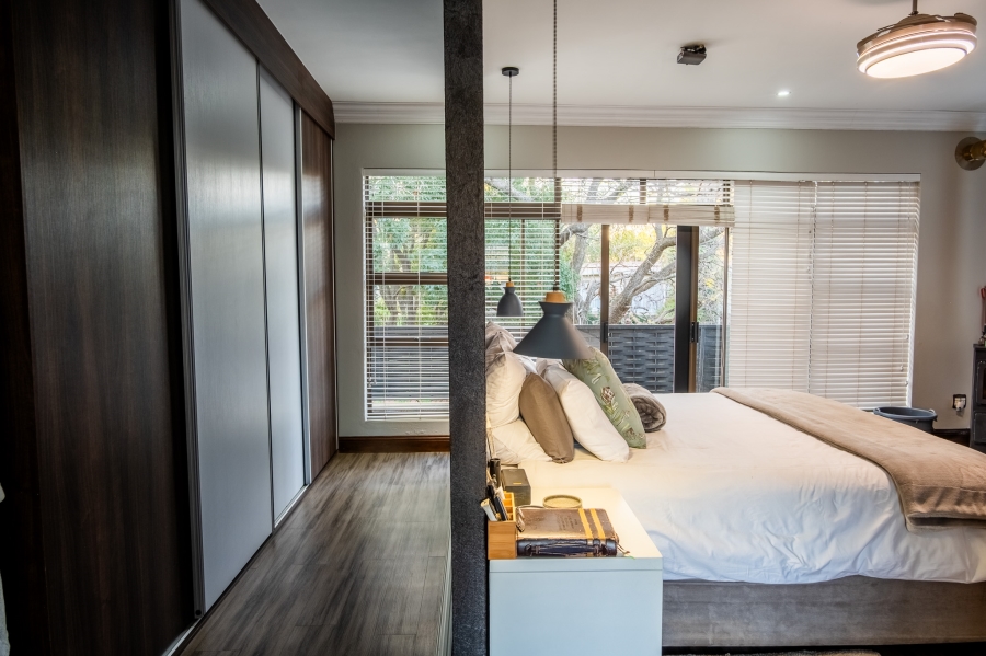 5 Bedroom Property for Sale in Homes Haven Gauteng