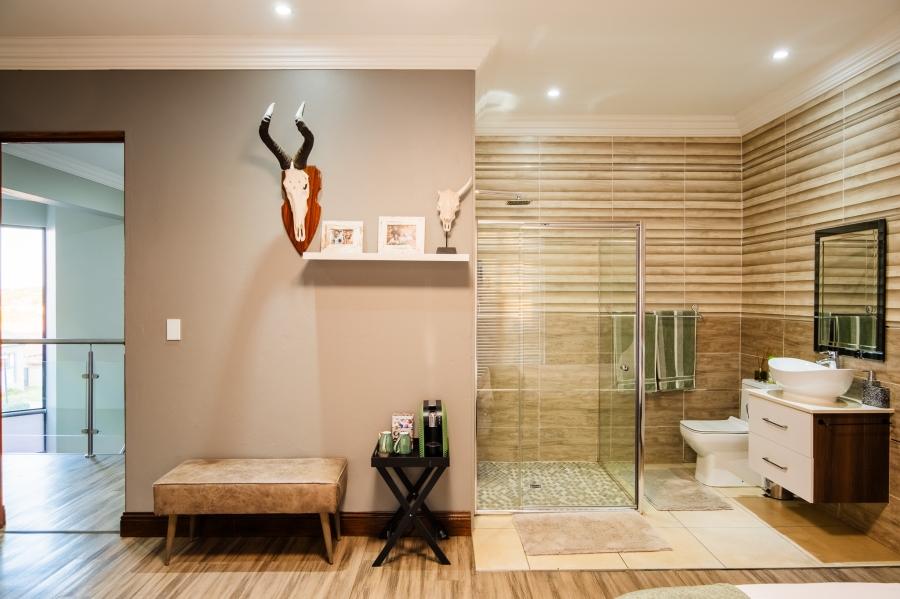 5 Bedroom Property for Sale in Homes Haven Gauteng