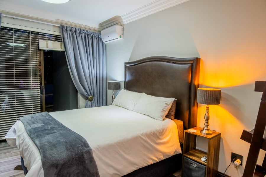 5 Bedroom Property for Sale in Homes Haven Gauteng