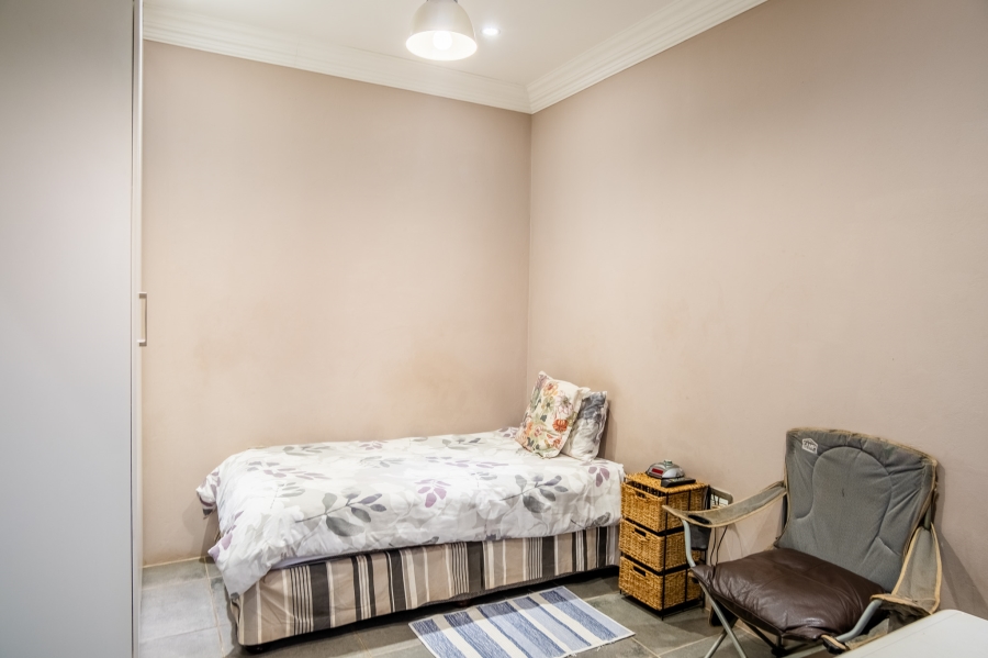 5 Bedroom Property for Sale in Homes Haven Gauteng