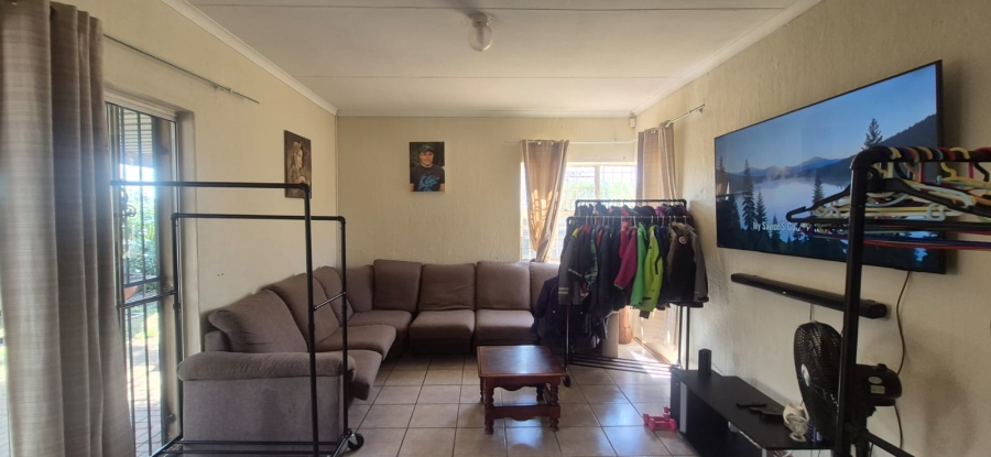 4 Bedroom Property for Sale in Randpoort Gauteng
