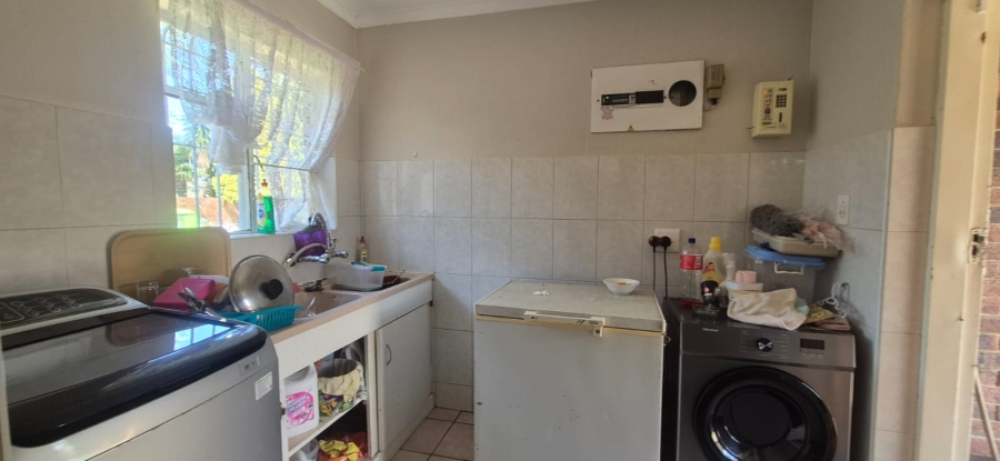 4 Bedroom Property for Sale in Randpoort Gauteng