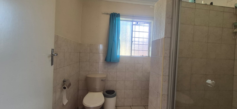4 Bedroom Property for Sale in Randpoort Gauteng