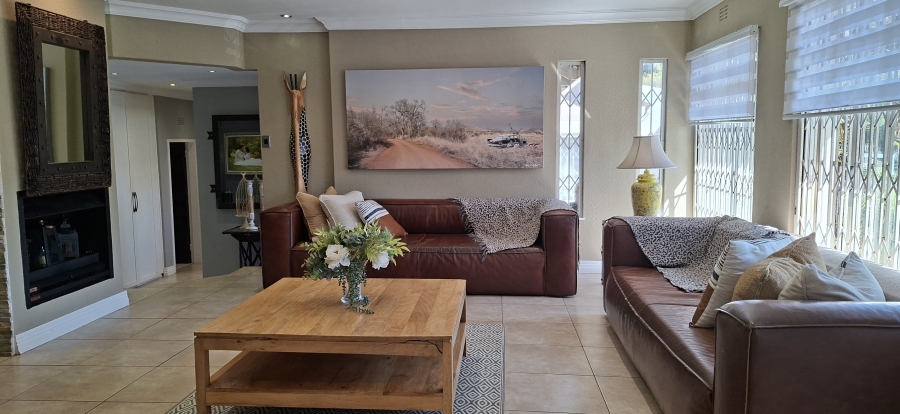 4 Bedroom Property for Sale in Rant En Dal Gauteng