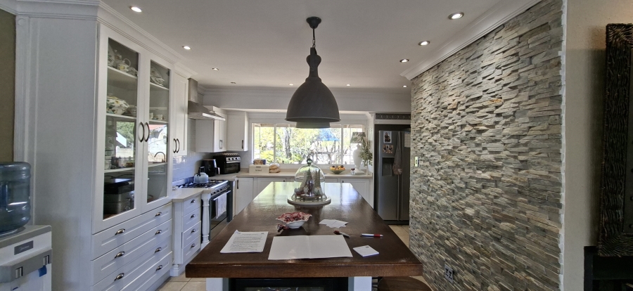 4 Bedroom Property for Sale in Rant En Dal Gauteng