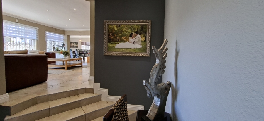 4 Bedroom Property for Sale in Rant En Dal Gauteng