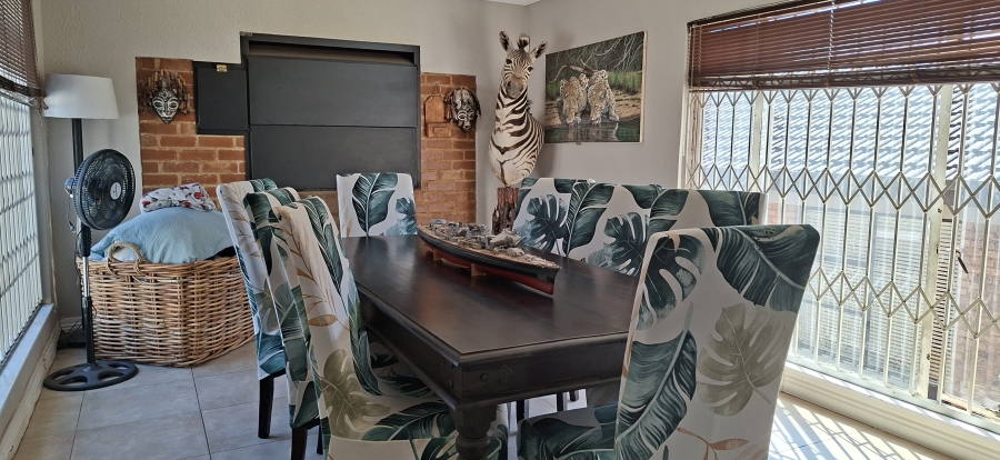 4 Bedroom Property for Sale in Rant En Dal Gauteng