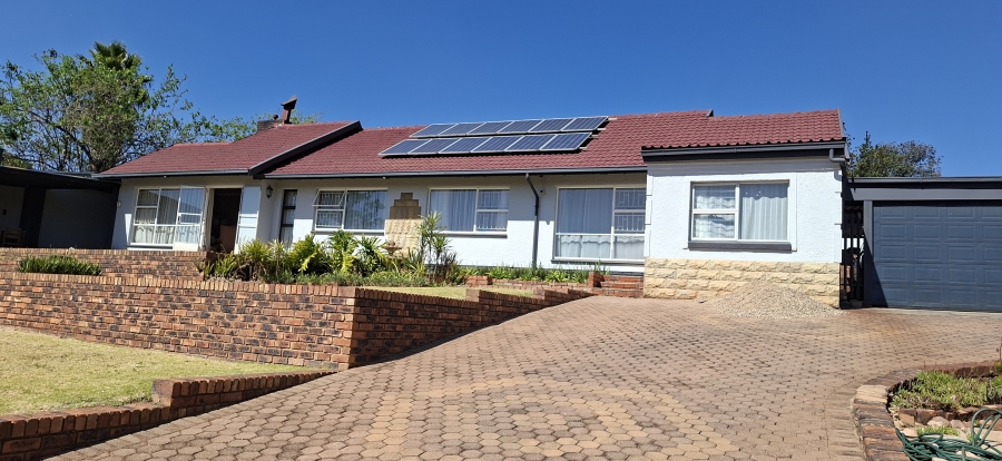 3 Bedroom Property for Sale in Rangeview Gauteng