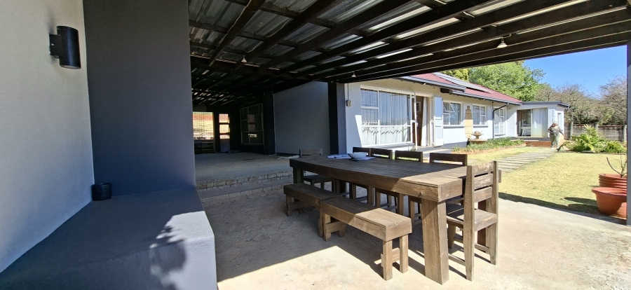 3 Bedroom Property for Sale in Rangeview Gauteng