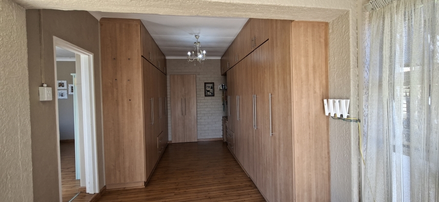 3 Bedroom Property for Sale in Rangeview Gauteng