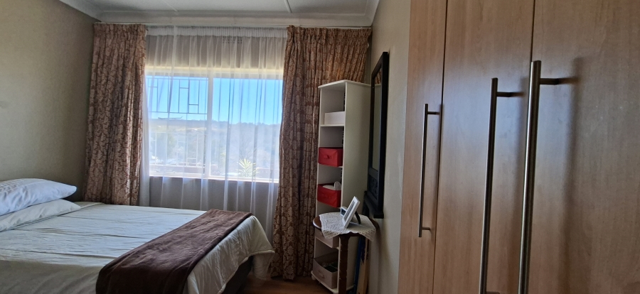 3 Bedroom Property for Sale in Rangeview Gauteng