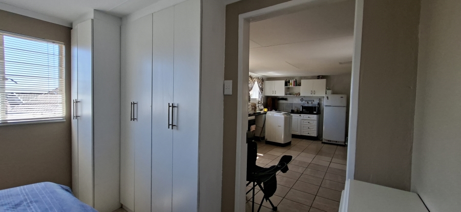 3 Bedroom Property for Sale in Rangeview Gauteng