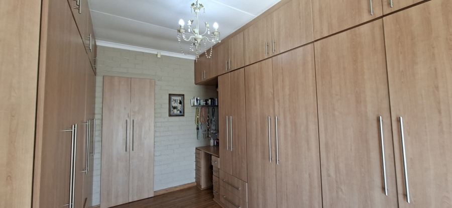 3 Bedroom Property for Sale in Rangeview Gauteng