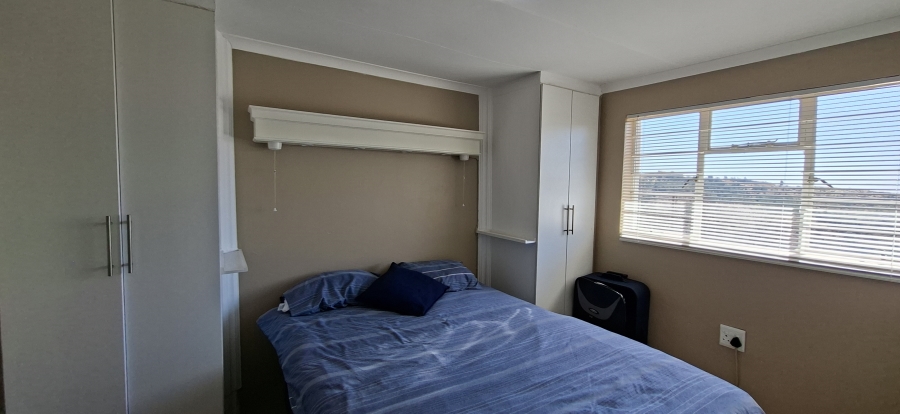 3 Bedroom Property for Sale in Rangeview Gauteng