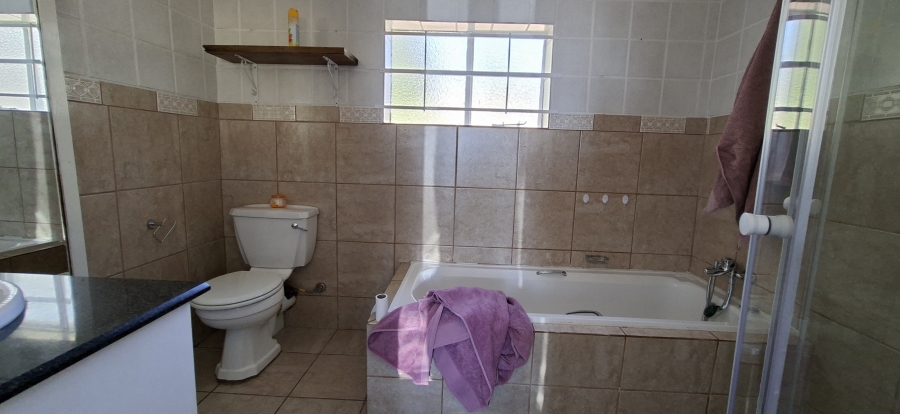 3 Bedroom Property for Sale in Rangeview Gauteng