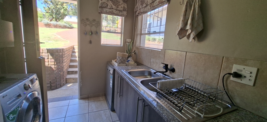 3 Bedroom Property for Sale in Rangeview Gauteng