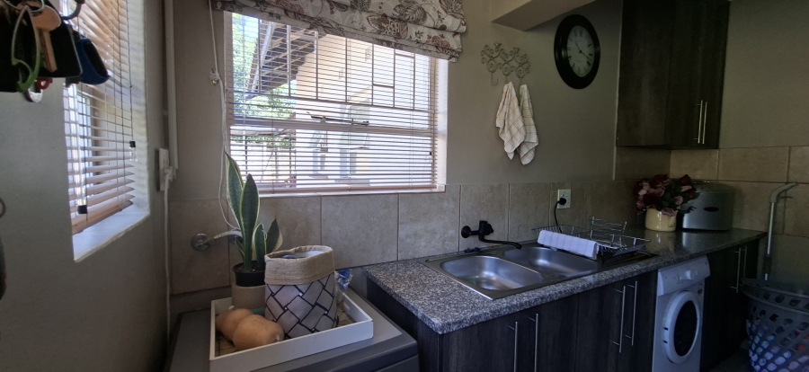 3 Bedroom Property for Sale in Rangeview Gauteng