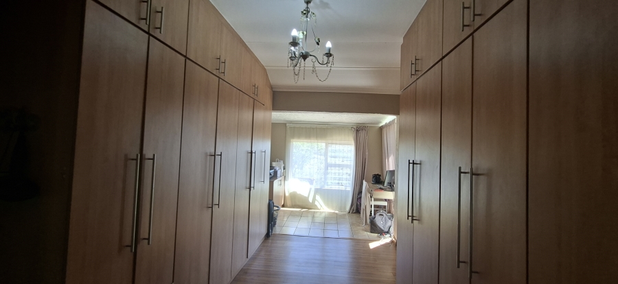 3 Bedroom Property for Sale in Rangeview Gauteng