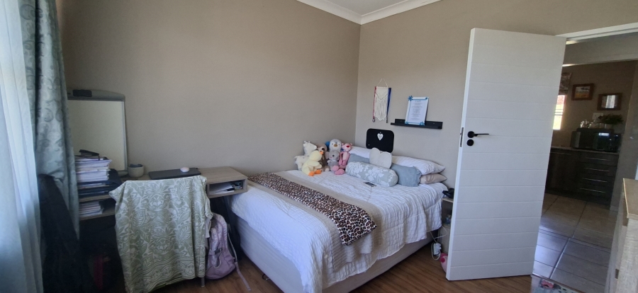 3 Bedroom Property for Sale in Rangeview Gauteng