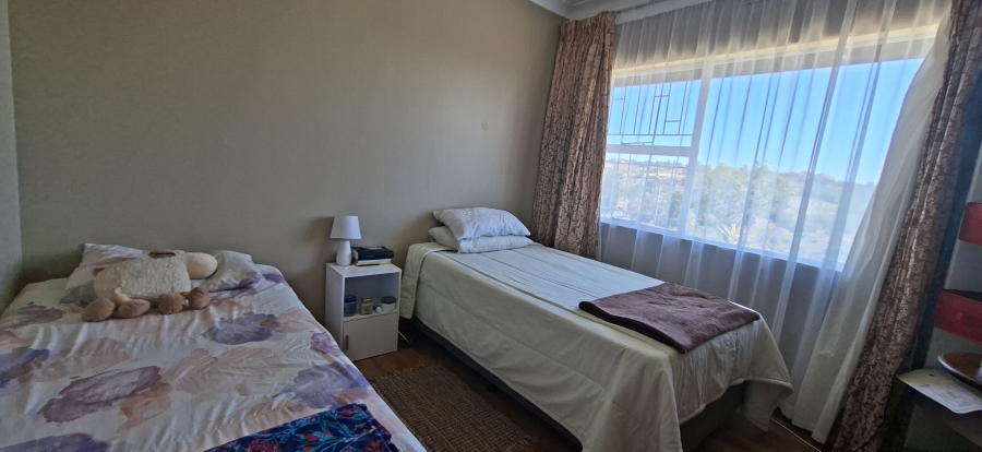 3 Bedroom Property for Sale in Rangeview Gauteng