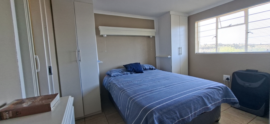 3 Bedroom Property for Sale in Rangeview Gauteng