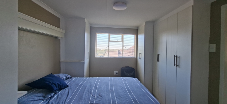3 Bedroom Property for Sale in Rangeview Gauteng