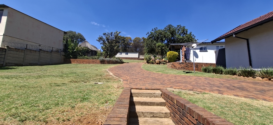 3 Bedroom Property for Sale in Rangeview Gauteng