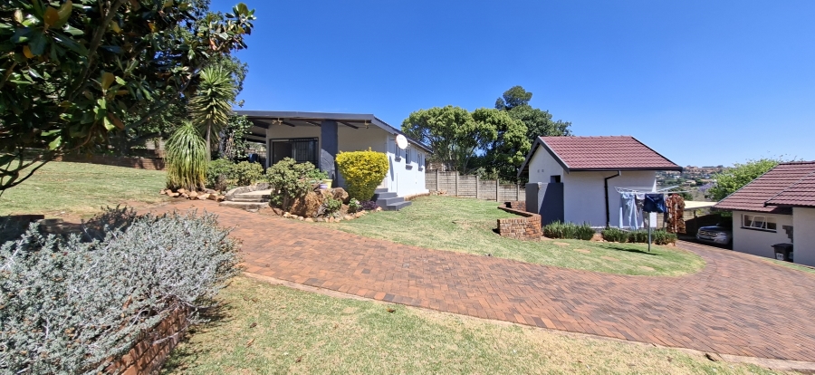 3 Bedroom Property for Sale in Rangeview Gauteng